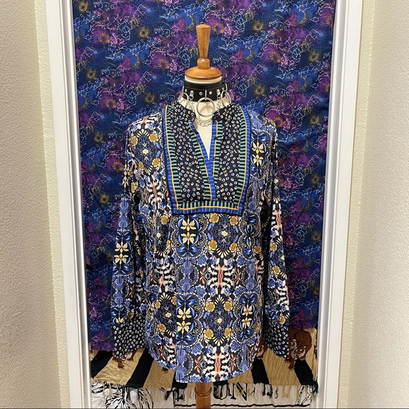 π Lovely bohemian button patchwork top - Picture 2 of 11